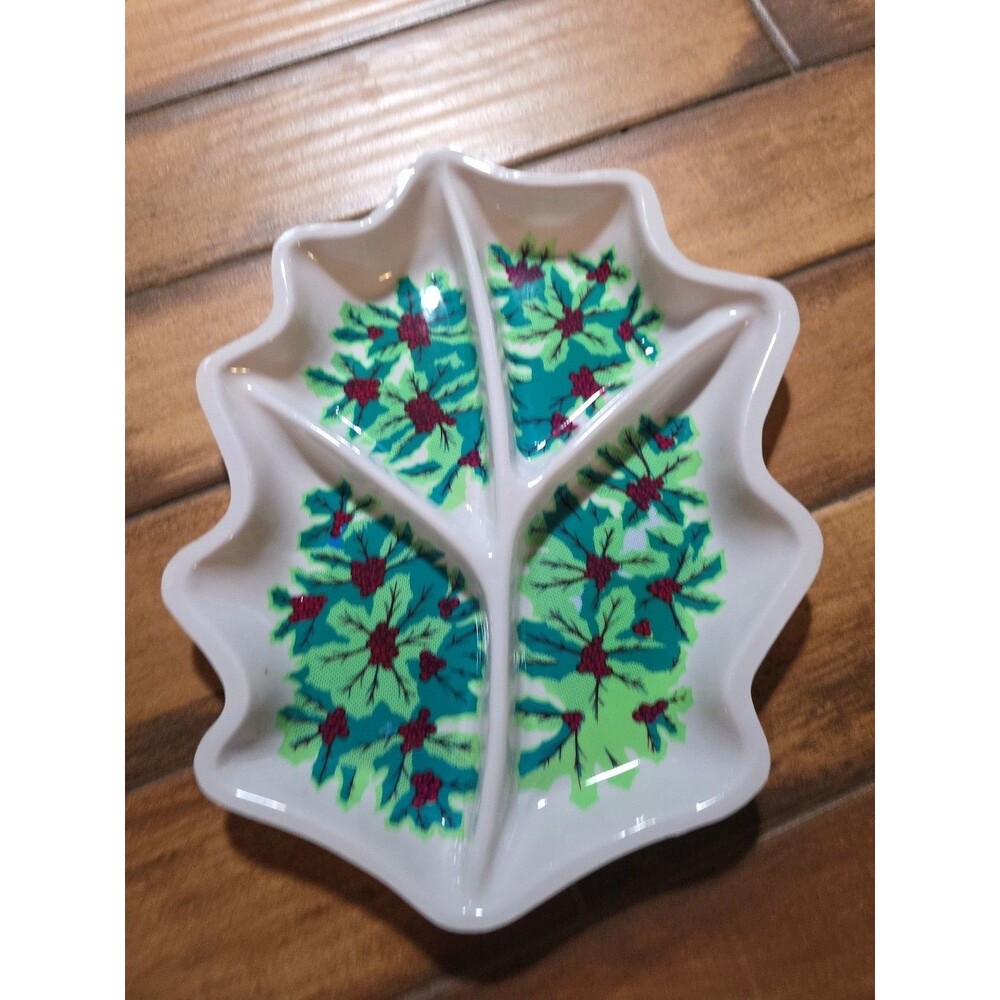 Vintage Leaf Molded Plastic Christmas Serving Tray Platter Divided Poinsettia